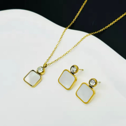 Matching Jewelery Set