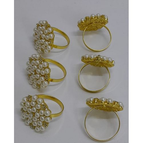 Elegant Pearl Napkin Ring
